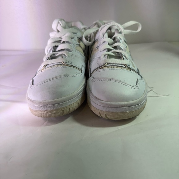 Used New Balance White Sneakers women’s sz 5 550 shoes - Picture 5 of 9
